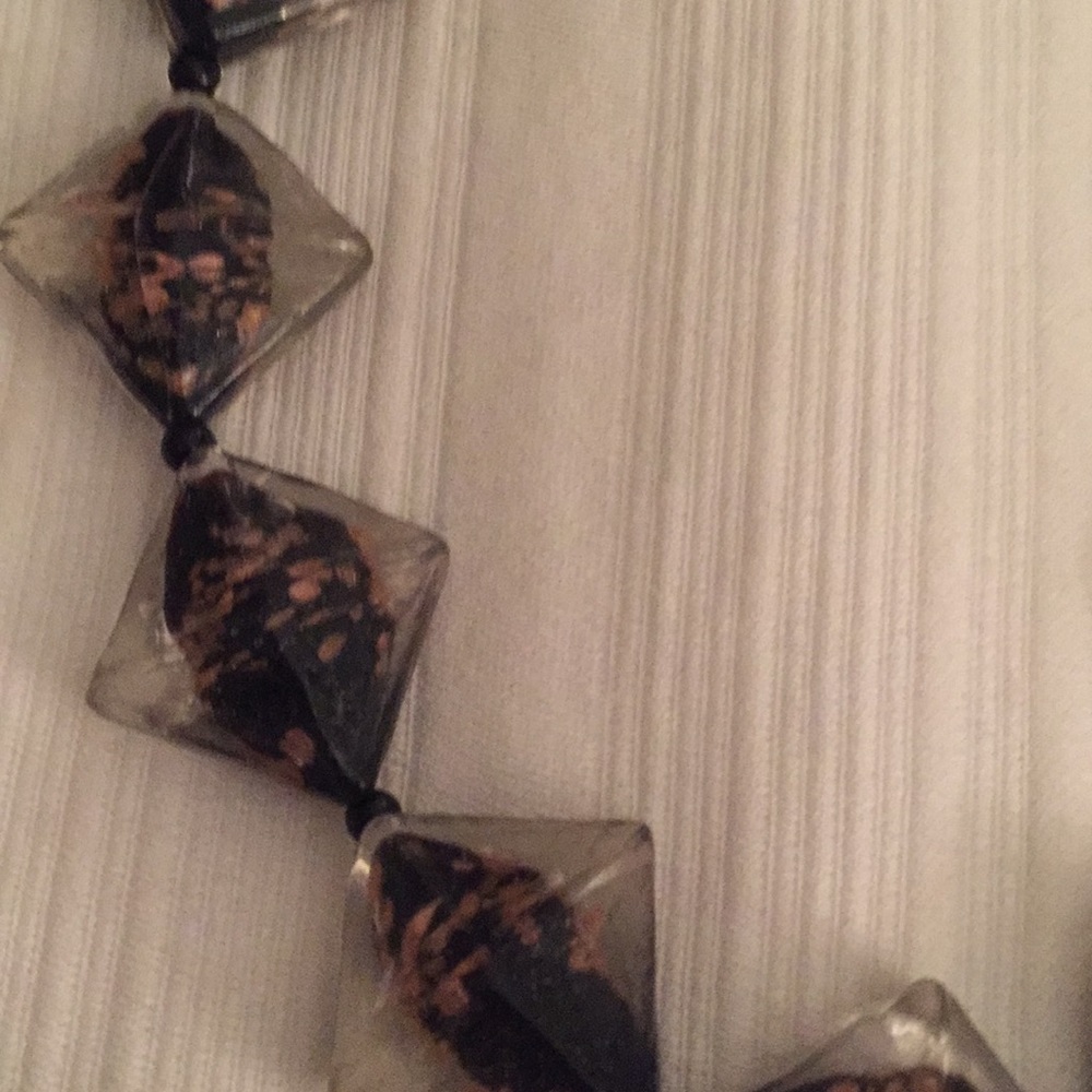 Necklace - Picture 3 of 4